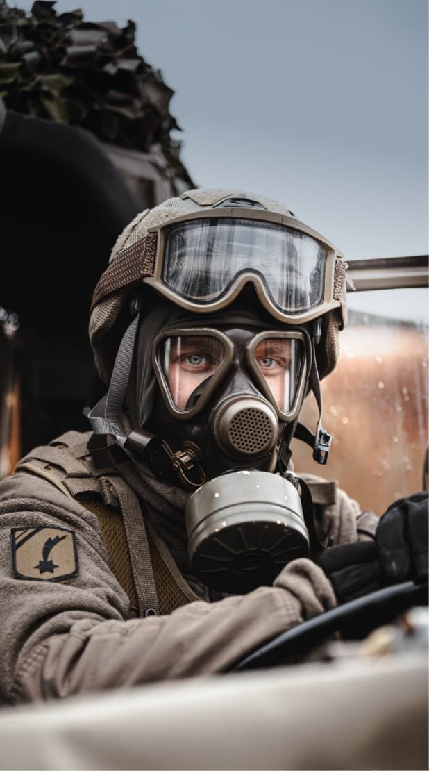 Bundesheer ABC-Abwehr Soldat mit Atemschutzmaske