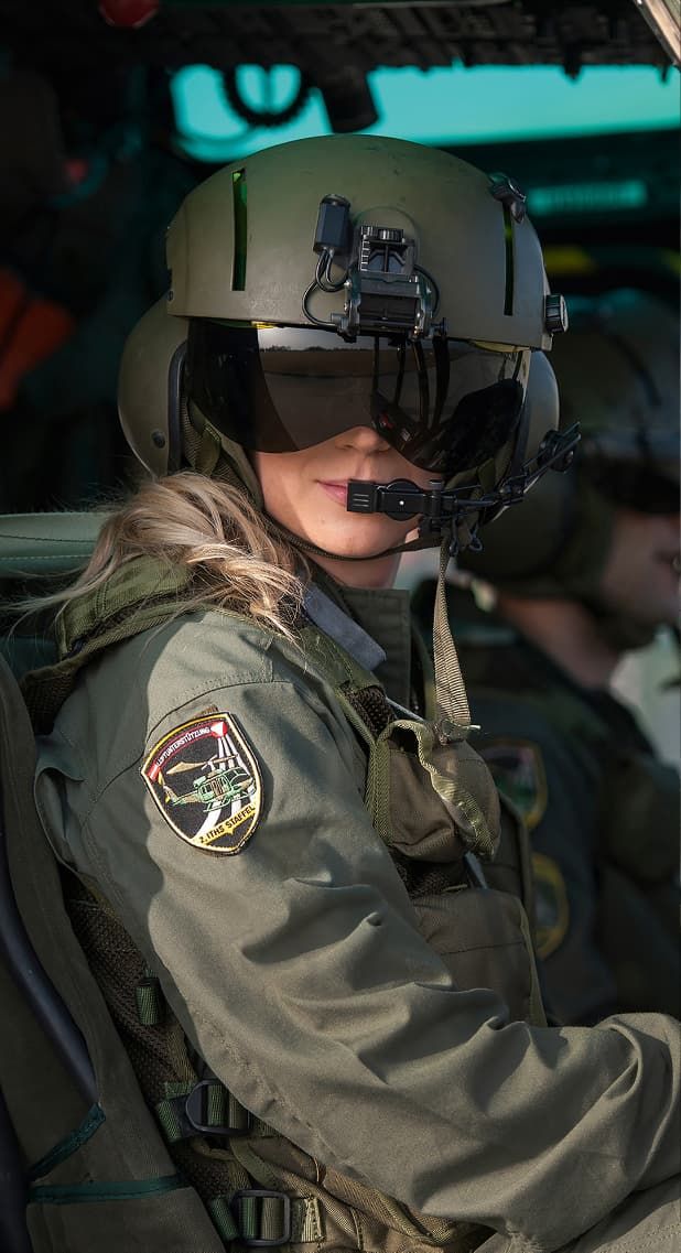 Bundesheer Pilot im Gefechtsanzug